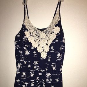 Navy blue lace cropped tank top